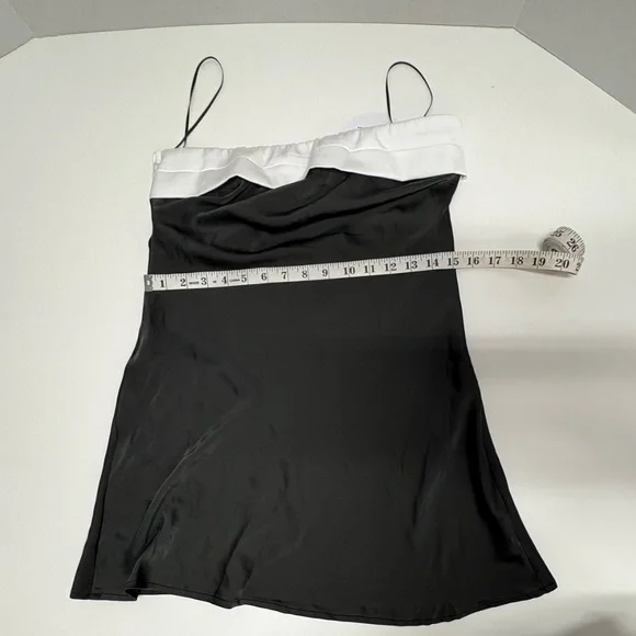 Princess Polly Phillipa Mini Dress - Size 6 - NEW With‎ Tags. - Picture 9 of 16